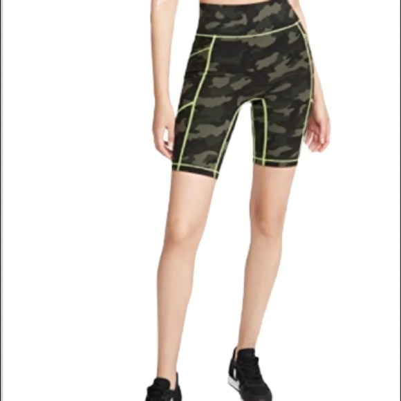 All Access Camo Center Stage Bike Shorts - Picture 1 of 6